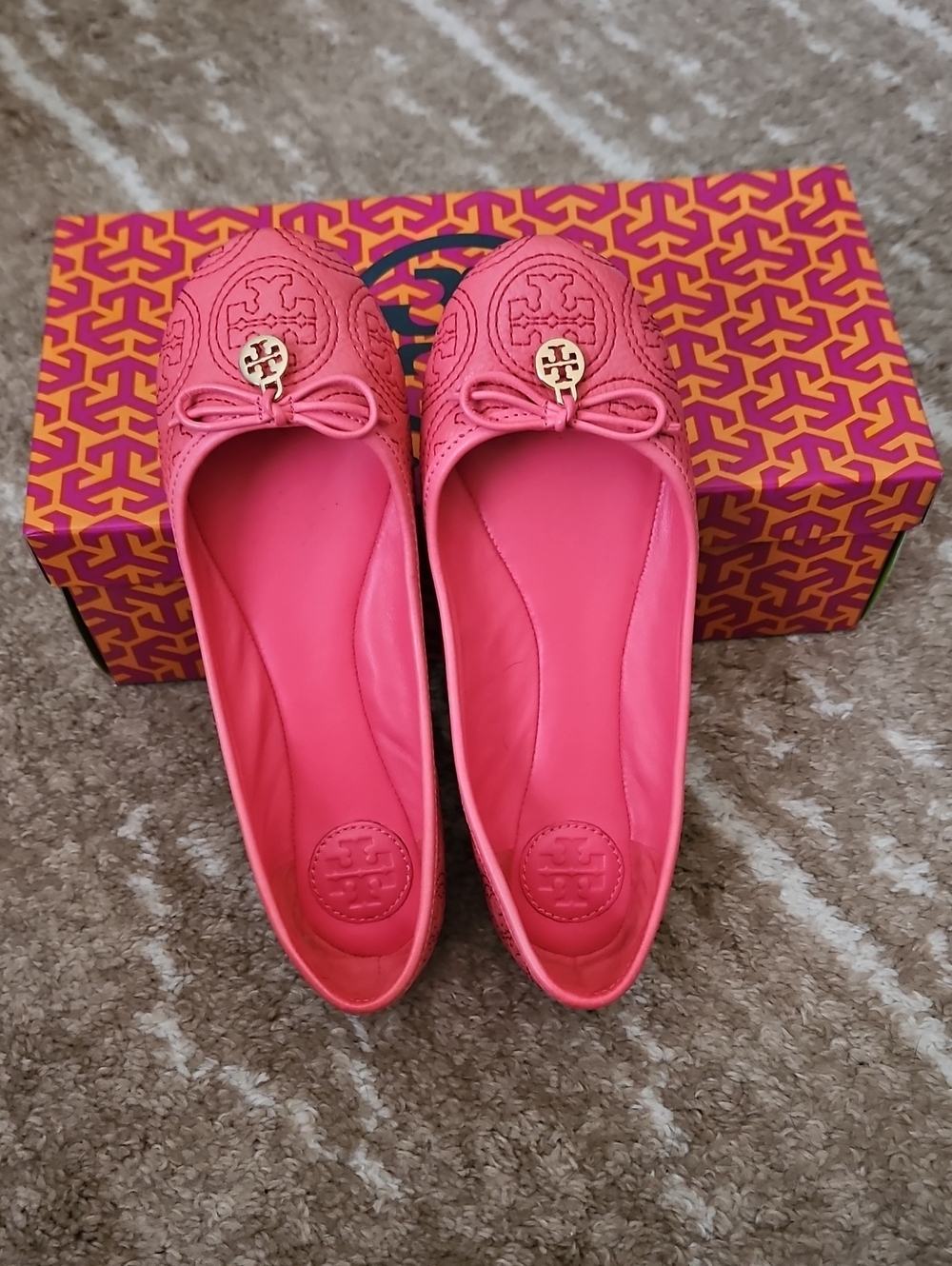 Tory Burch Pink Leather Ballet Flats with Gold Logo